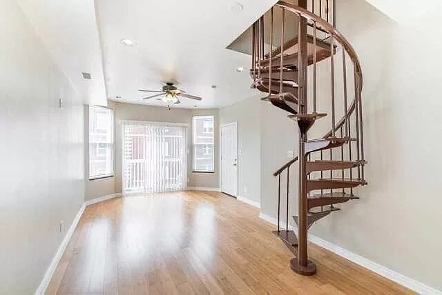 Building Photo - 2915 N Lawndale Ave