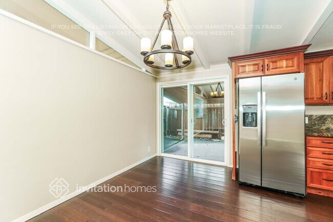 Building Photo - 1467 Michigan St