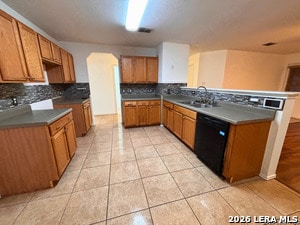 Building Photo - 8031 Ferndale Oaks