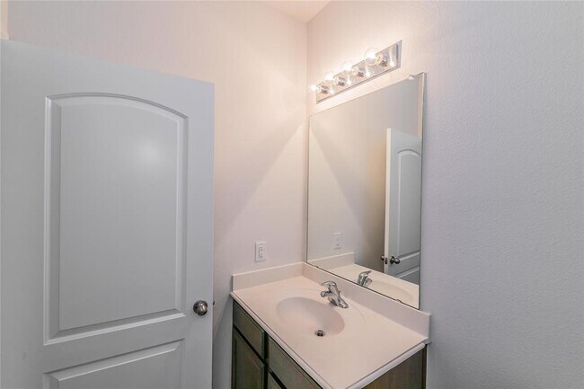 Building Photo - 6152 Nathan Creek Dr