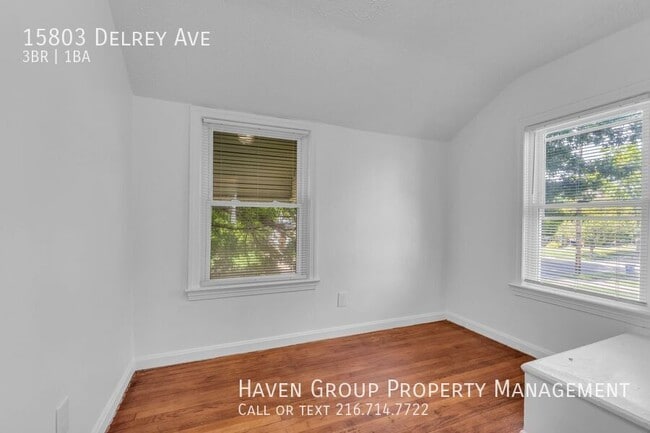 Building Photo - 15803 Delrey Ave
