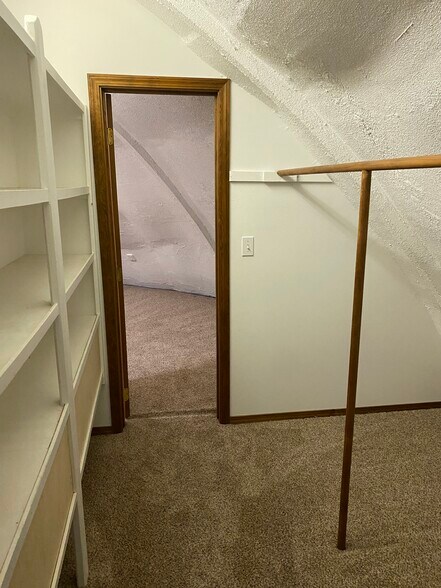 Building Photo - 347 Homestead Loop