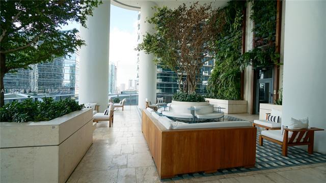 Building Photo - 801 S Miami Ave