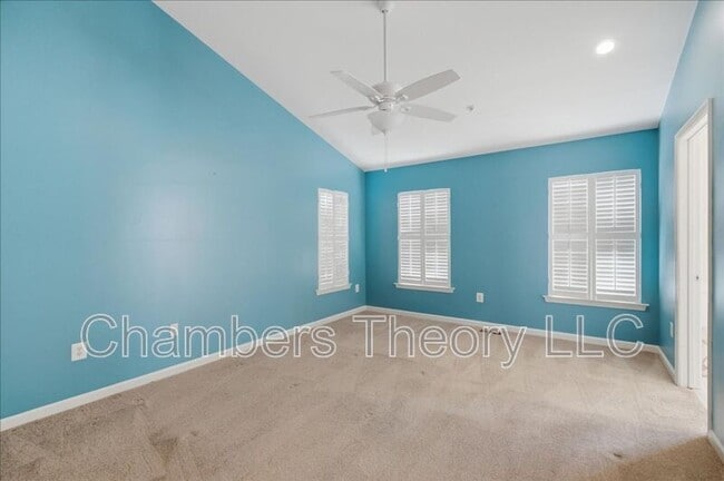 Building Photo - 11308 King George Dr