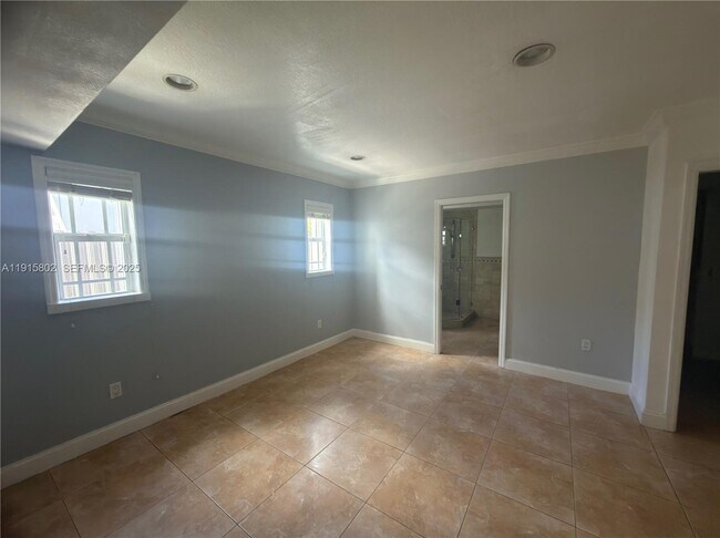 Building Photo - 7780 SW 28th St