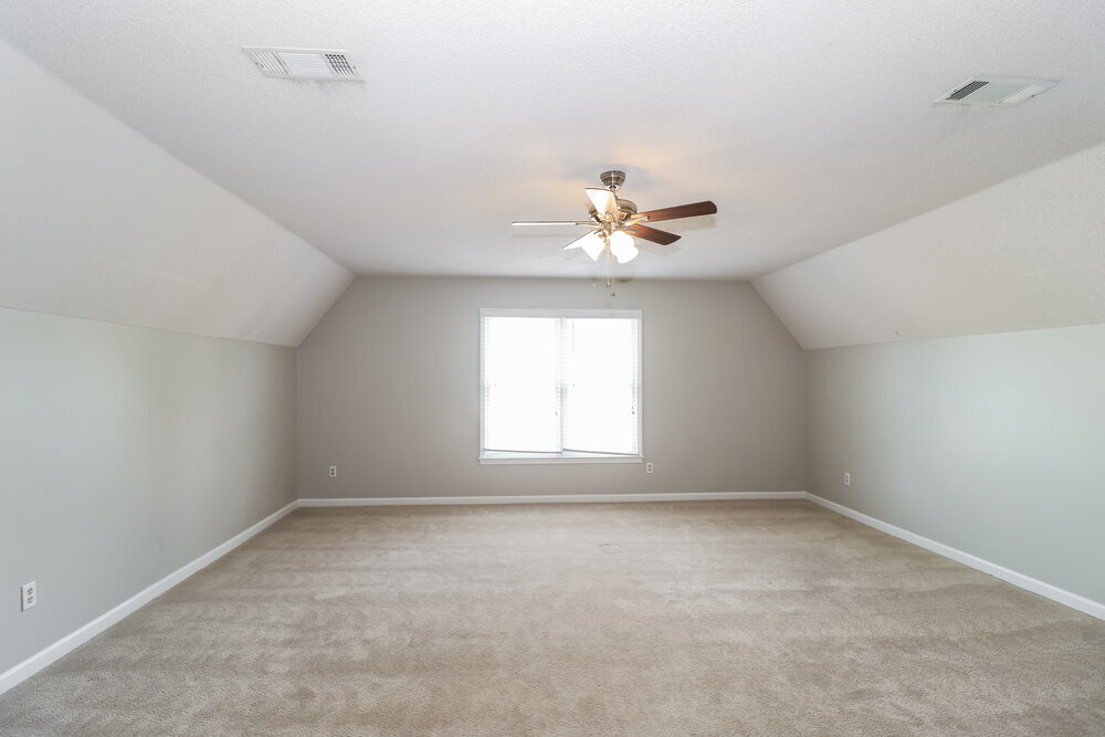 Building Photo - 8893 Wenham Cove E