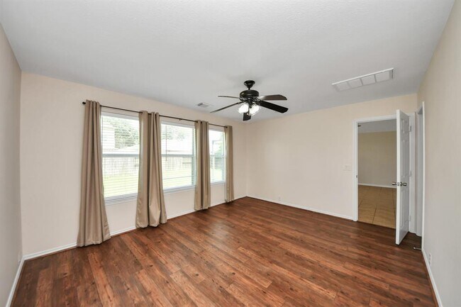 Building Photo - 2718 Swift Fox Corner