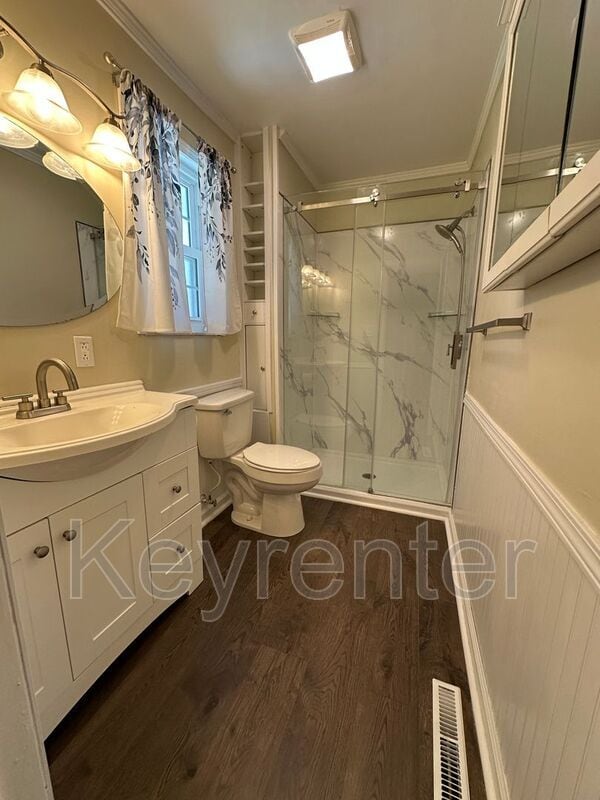 Building Photo - 300 Jefferson Ln