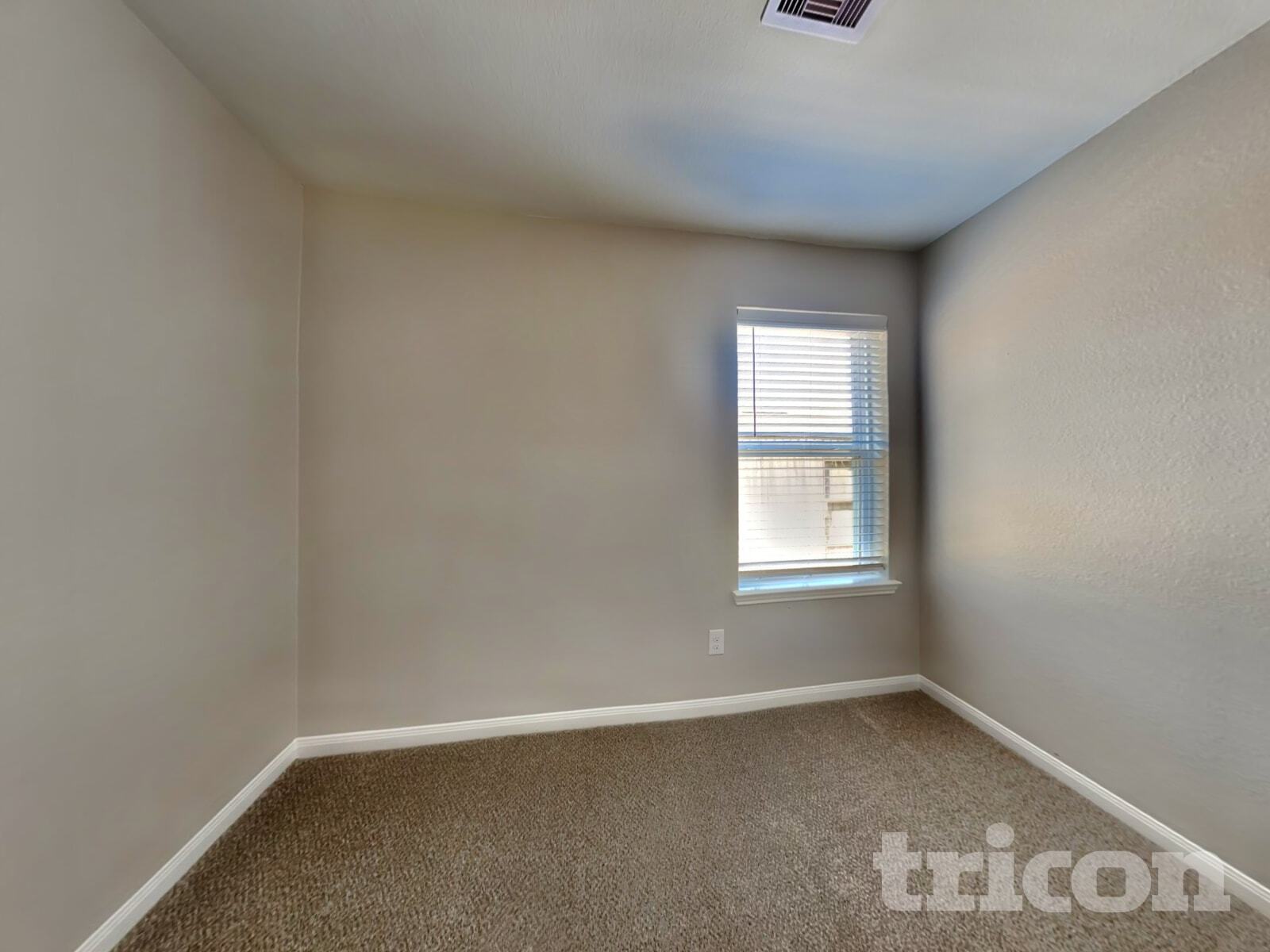 Building Photo - 2322 Oyster Bay Ave