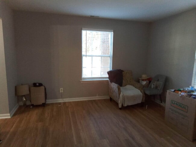 Building Photo - Villages at Berkley - Two bedroom two bath...