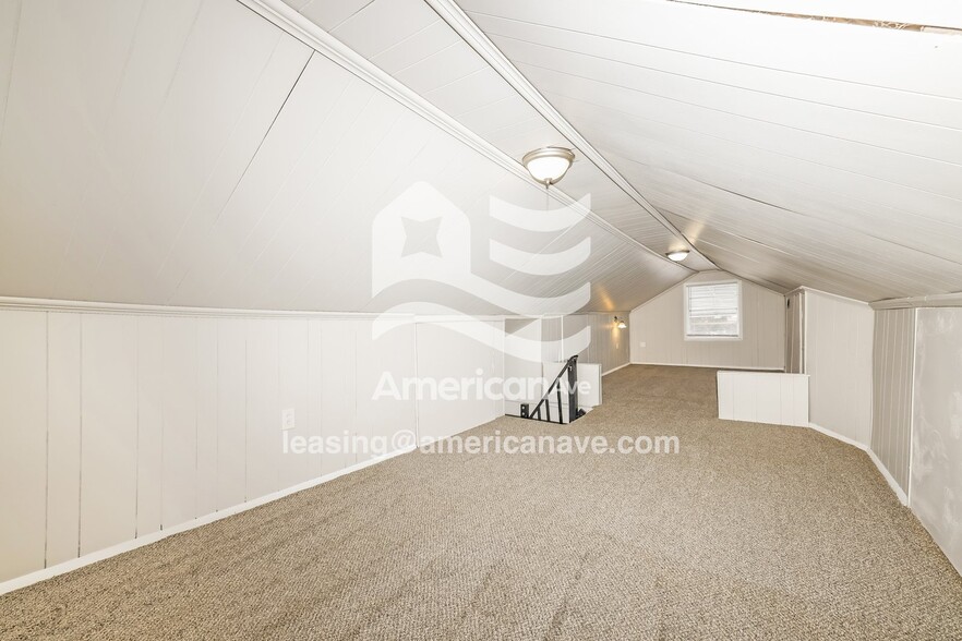 Building Photo - 1936 Litchfield Ave