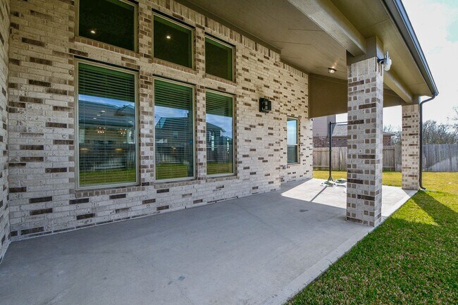 Building Photo - 3430 Majestic Pne Ln