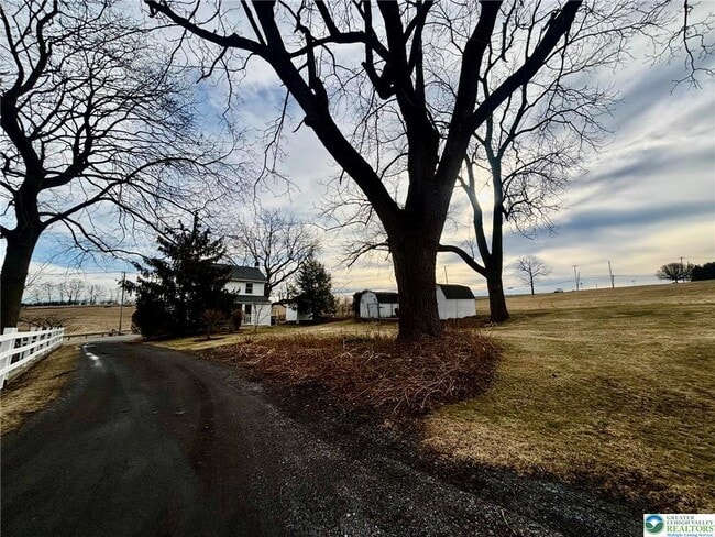 Building Photo - 6024 Front St