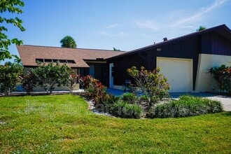 Building Photo - 4779 Lakewood Blvd