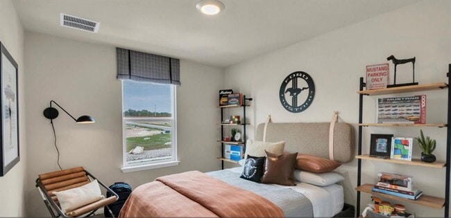 Building Photo - 257 Frogmore Lp