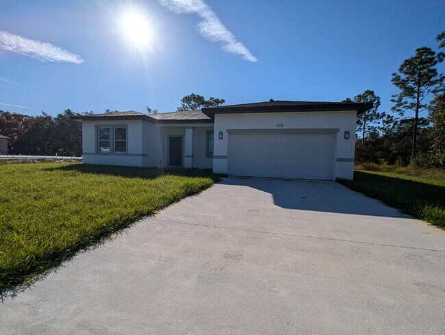 Building Photo - Beautiful and Secluded Poinciana Home for Rent