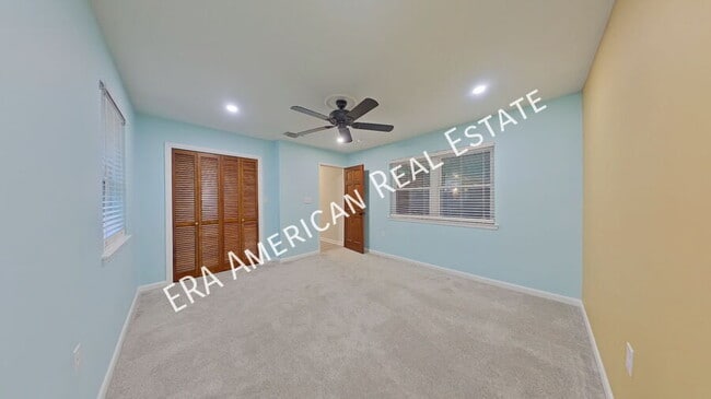 Building Photo - 6 Poquito Rd