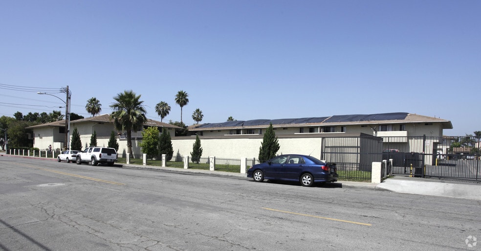 Building Photo - Atwater Flats