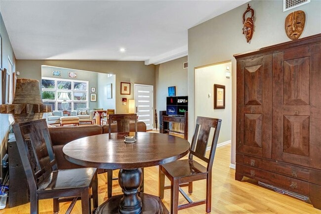 Building Photo - 1803 Mohle Dr