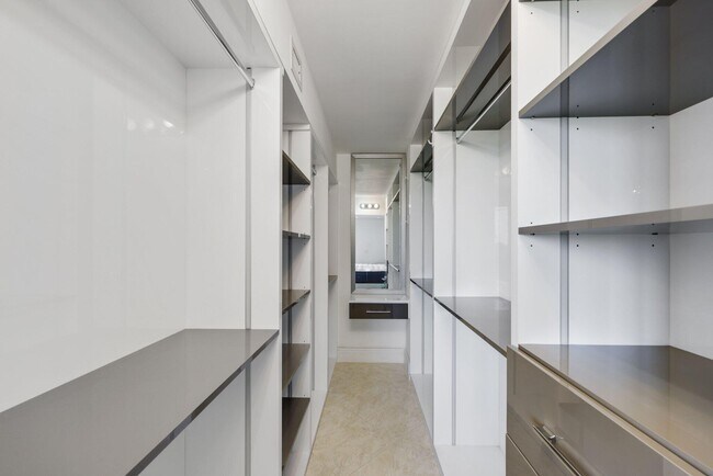 Building Photo - 3420 S Ocean Blvd