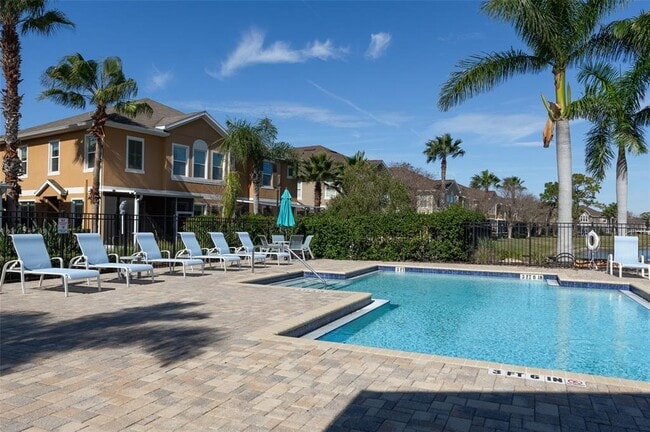 Building Photo - 7001 Interbay Blvd