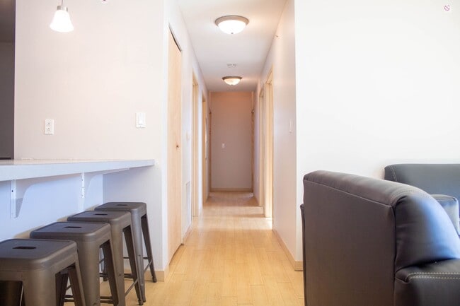 Interior Photo - 1106 Euclid St