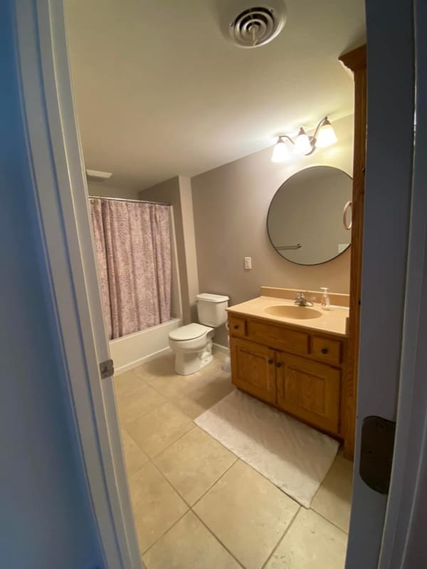 Building Photo - 417 Stone Grove Dr