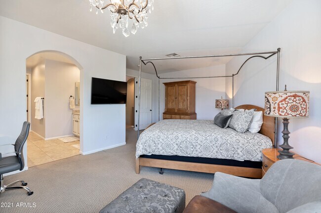 Building Photo - 20802 N Grayhawk Dr