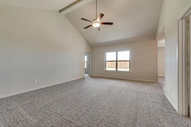 Building Photo - 124 Bandana Cir