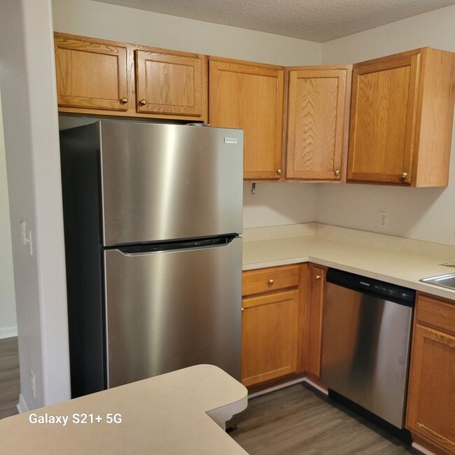 Building Photo - $1495 - 3/2/1 - Palm Coast - Rent Free in ...