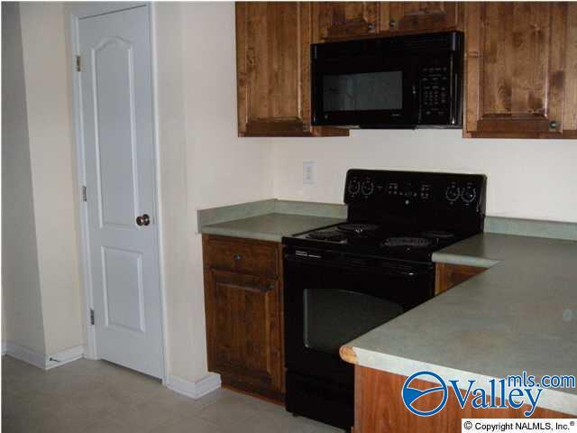 Building Photo - 15837 Flat Rock Ct NW