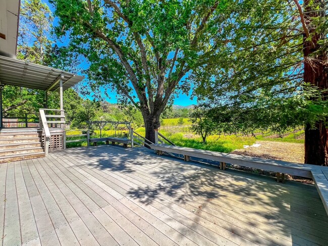 Building Photo - Vineyard-View Retreat with Bonus Room & Exceptional Outdoor Living