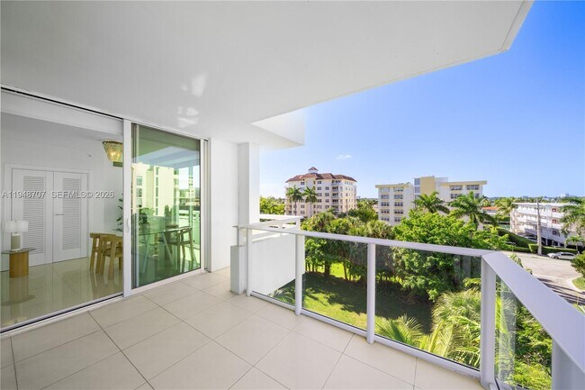 Building Photo - 1150 102nd St