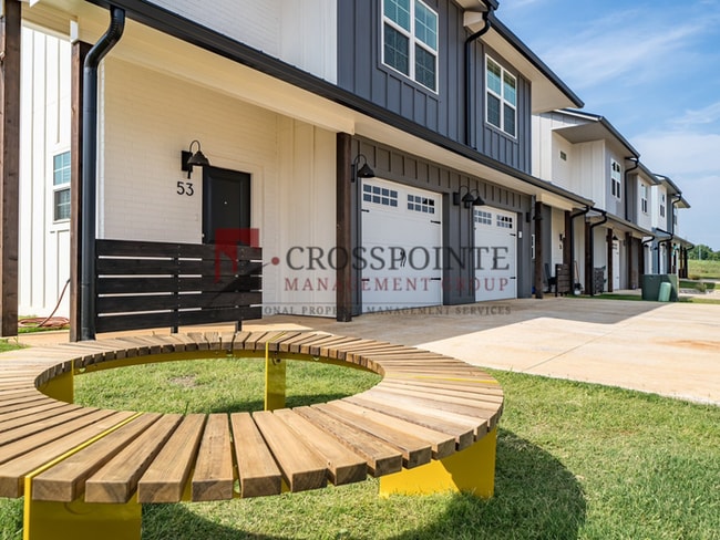 Building Photo - NOW OFFERING FIRST MONTH FREE W/ 12 MONTH LEASE - Luxury 3 Bedroom 2.5 Bath Townhome in Bullard, TX!