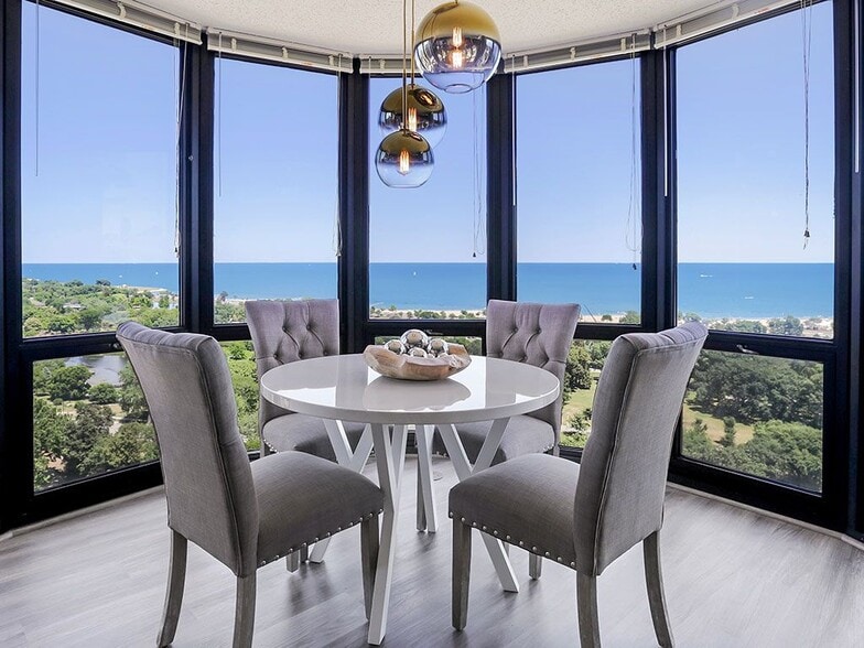 Building Photo - Eugenie Terrace on the Park