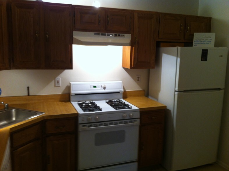 Building Photo - 12 Quince Ct