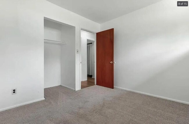 Building Photo - 1644 Eastbrook Dr S