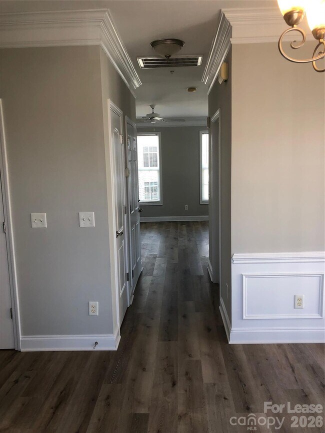 Building Photo - 115 Plantation Ridge Dr