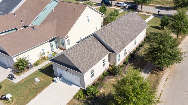 Building Photo - 509 Broadberry Ave