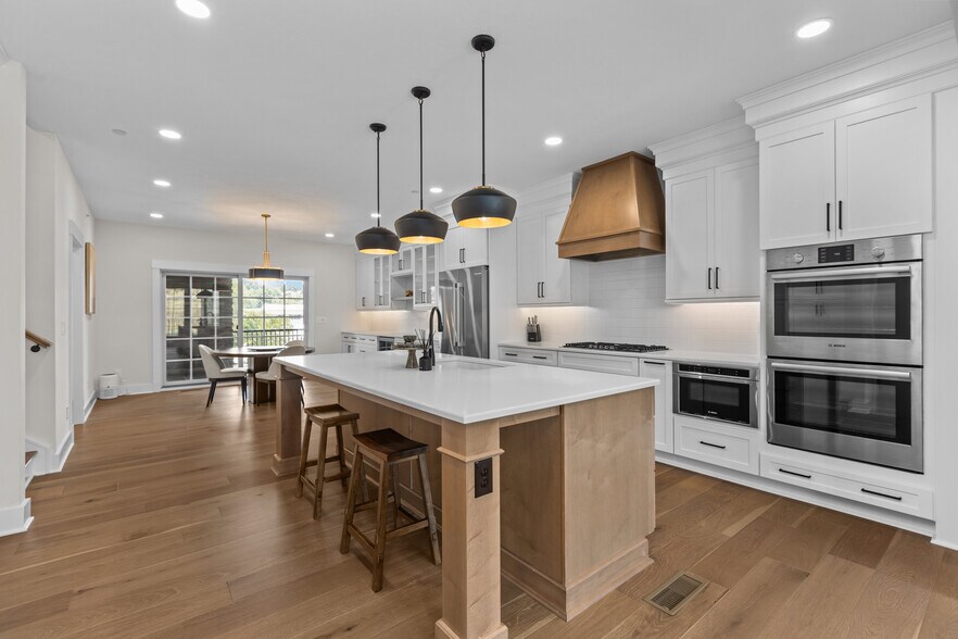 Building Photo - 134 Enclave Dr