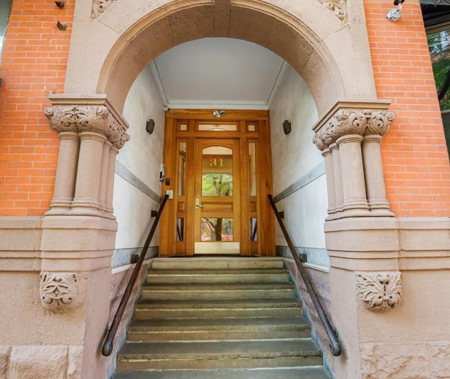 Building Photo - 31 Massachusetts Ave