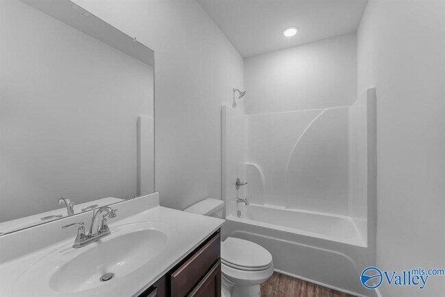 Building Photo - 3216 Southfield Ln SW