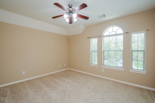 Building Photo - 11812 Sea Shadow Bend