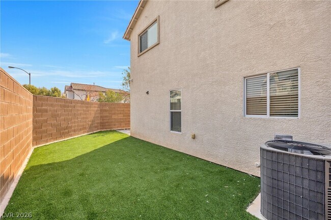 Building Photo - 3314 Villa Fiori Ave