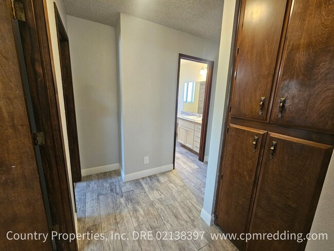 Building Photo - 12183 Dry Creek Rd
