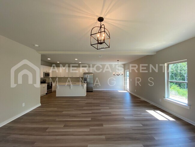 Building Photo - DEPOSIT PENDING!!! - Home for Rent in Odenville, AL! Available to View Now!