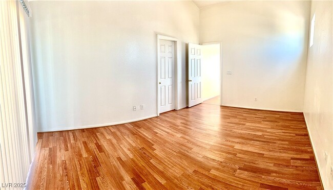 Building Photo - 5624 Clotidle Soupert Ct
