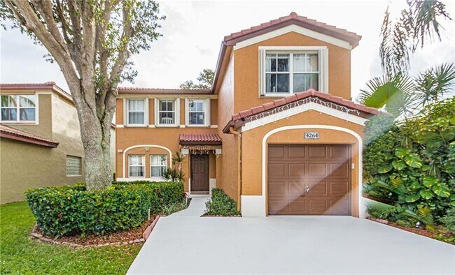 Primary Photo - 4264 NW 1st Dr