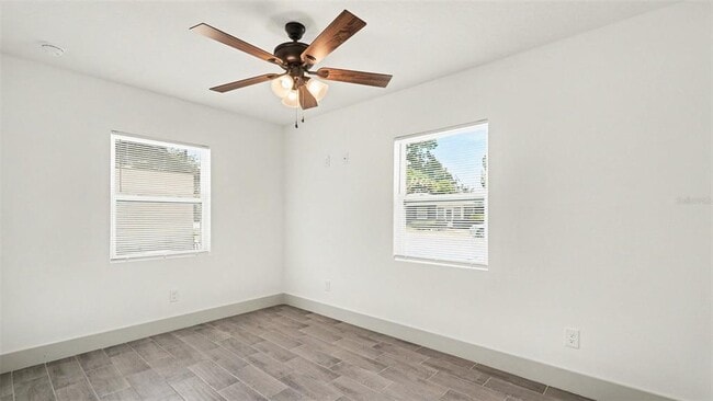 Building Photo - 1109 NW 14th Ave