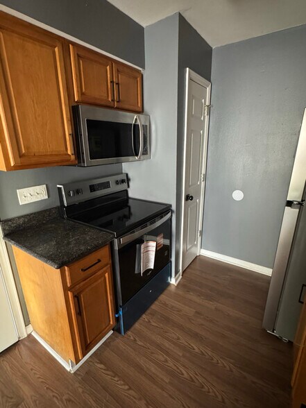 Building Photo - 4019 Jupiter Dr